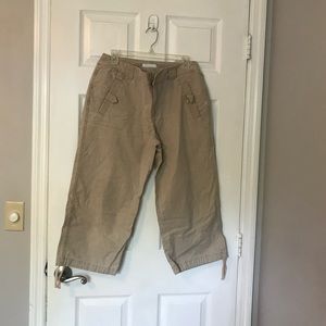Liz Claiborne Beige Khaki Capris
